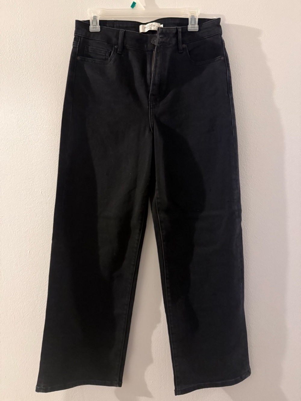 Women's Black Straight-Leg Jeans - Minimal Classic